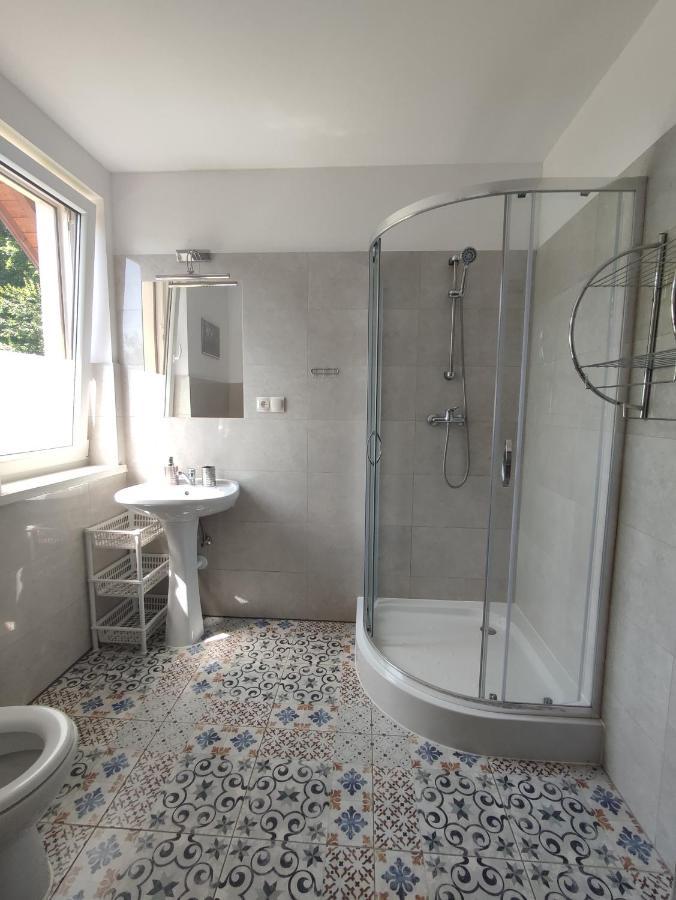 Ferienwohnung Bieszczadzkie Brzegi Ustrzyki Dolne Exterior foto