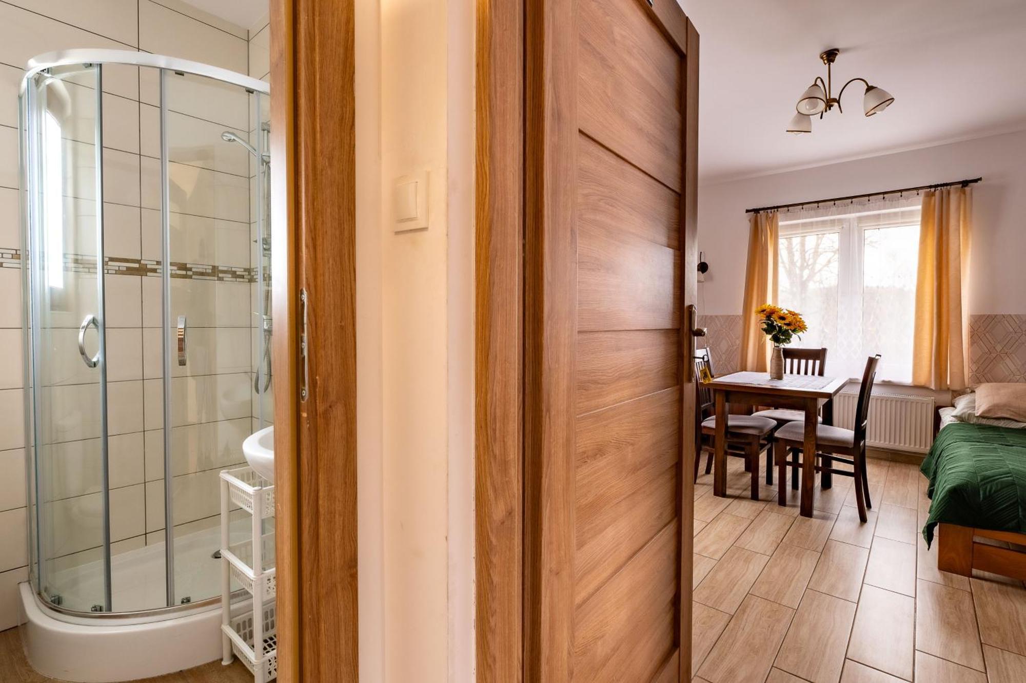 Ferienwohnung Bieszczadzkie Brzegi Ustrzyki Dolne Exterior foto